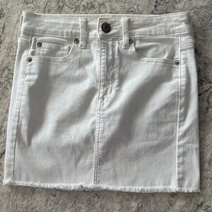American Eagle Outfitters Creamy White Denim Skirt